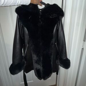 Nordstrom Black Elegant Faux Fur
Women's Coat